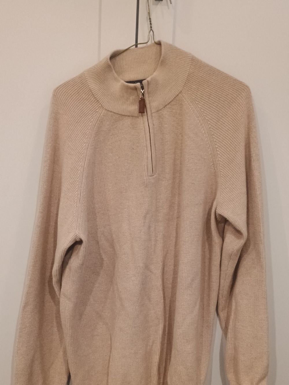 Men's Beige Half-Zip Knit Sweater - Classic Zip-Up Pullover